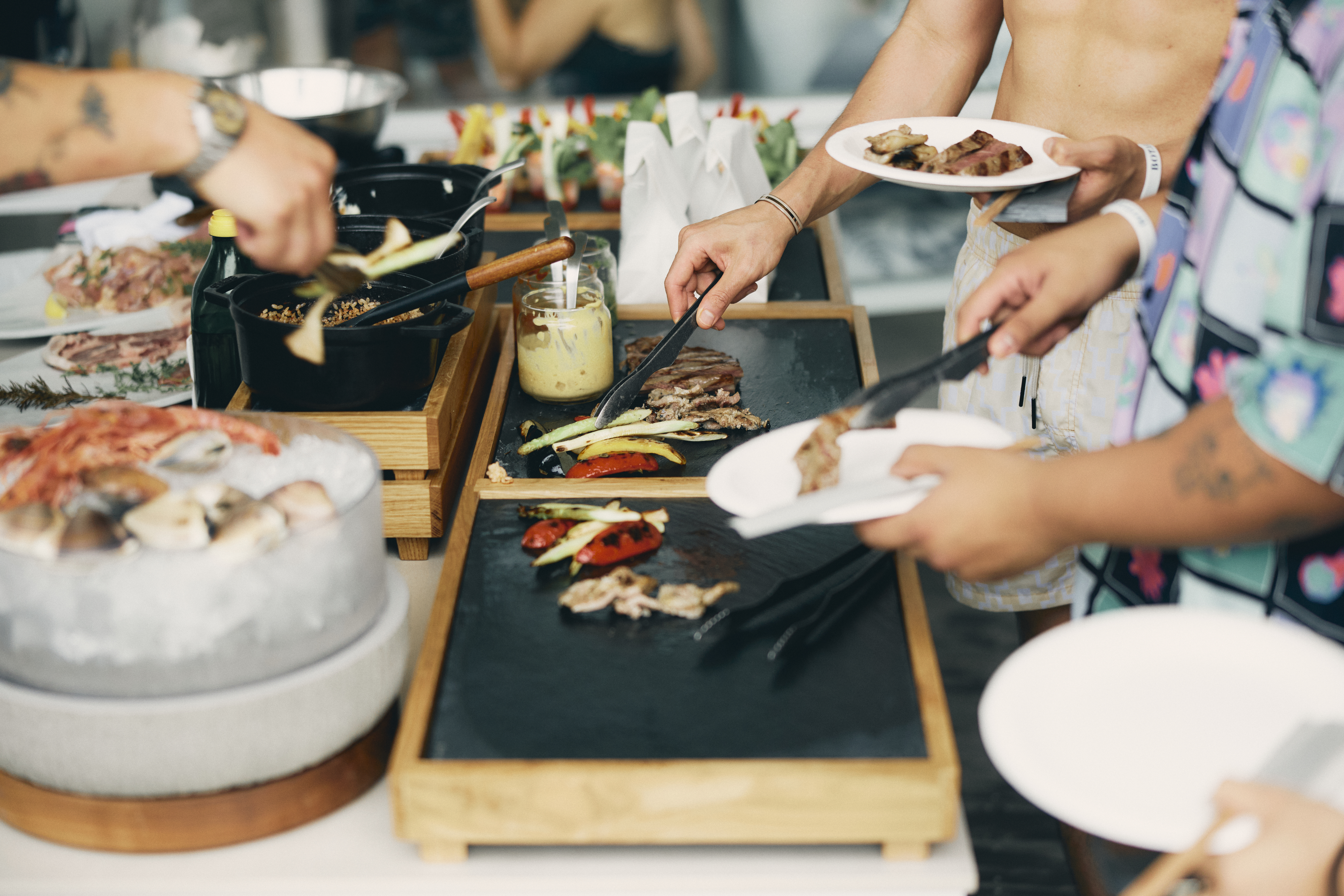 地中海に浮かぶイビサ島の伝説的なローカルDJ ジョン・サ・トリンサの